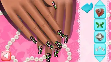 Capture d'écran de Celebrity Nail Salon 2