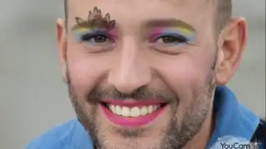 Capture d'écran de YouCam Makeup 17